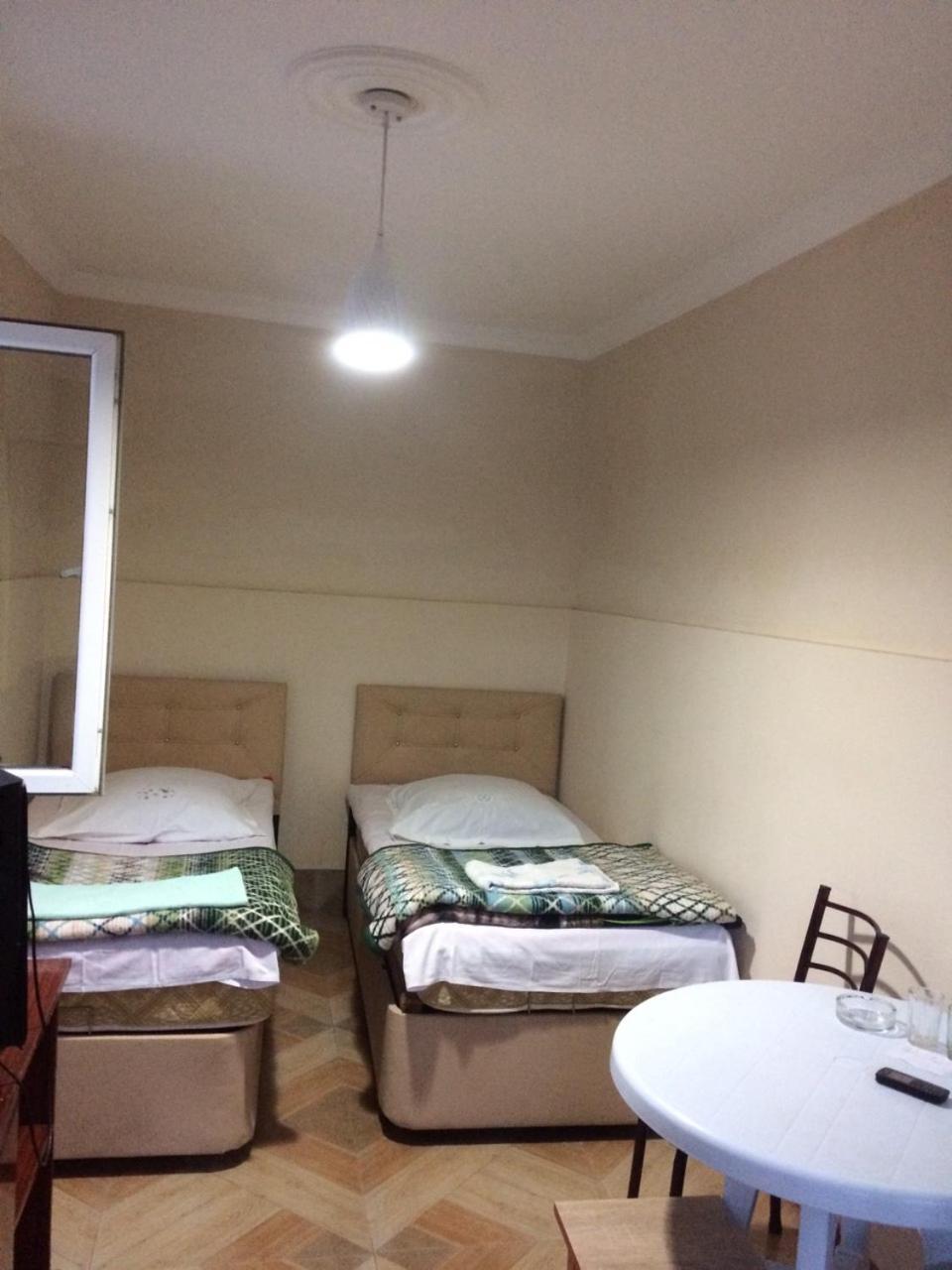 Batumi Guesthouse 28A エクステリア 写真