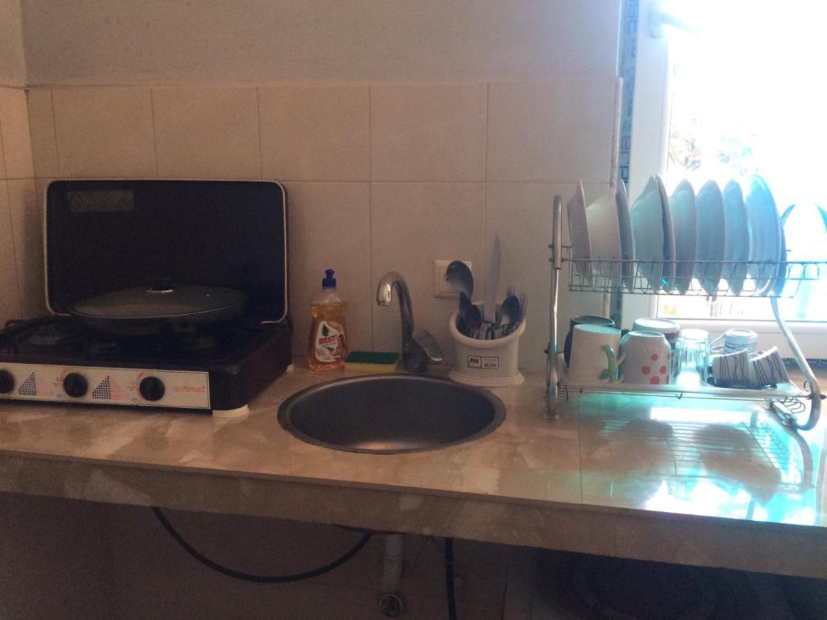 Batumi Guesthouse 28A エクステリア 写真